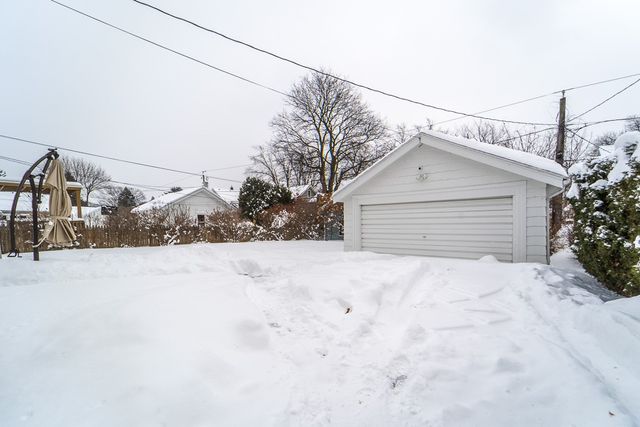 187 Chestnut Hill Drive, Irondequoit, NY 14617