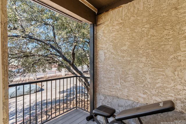 6100 Woodlake Pkwy Apt 312, San Antonio, TX 78244