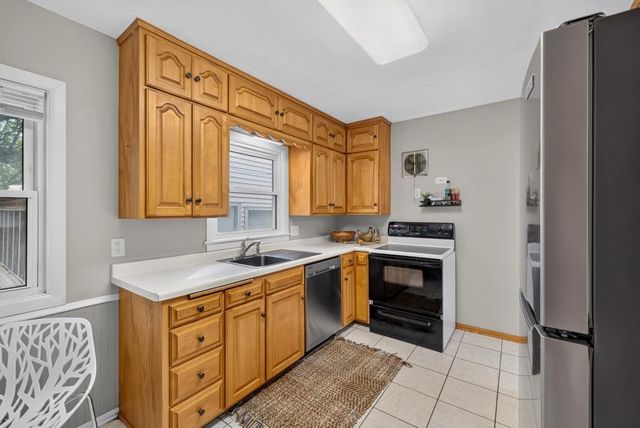 1438 15th Avenue NW, Rochester, MN 55901