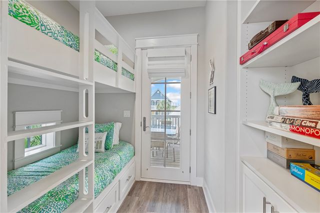 181 Sunset Ave, Port Aransas, TX 78373