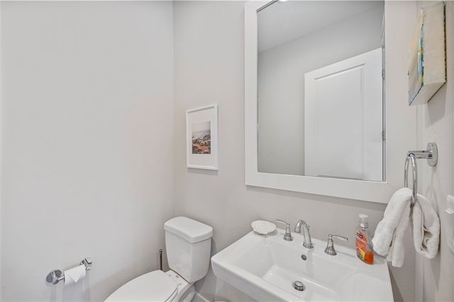 181 Sunset Ave, Port Aransas, TX 78373