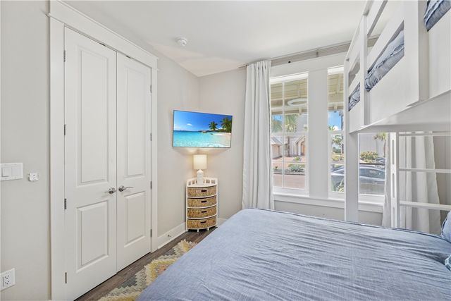 181 Sunset Ave, Port Aransas, TX 78373