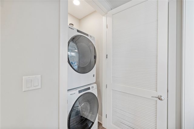 181 Sunset Ave, Port Aransas, TX 78373