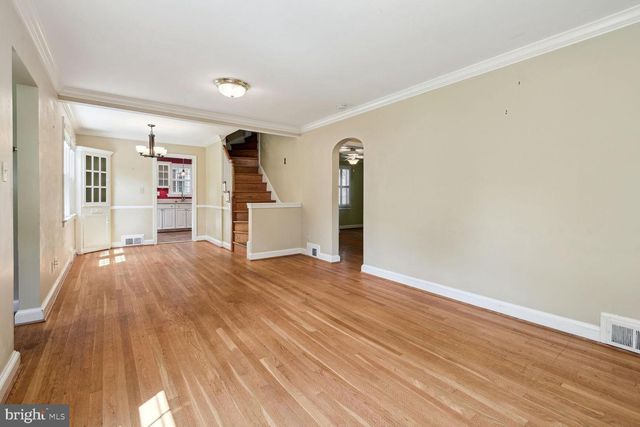 5203 ELSMERE AVE, Bethesda, MD 20814
