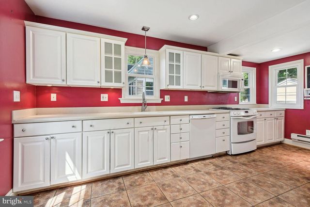 5203 ELSMERE AVE, Bethesda, MD 20814
