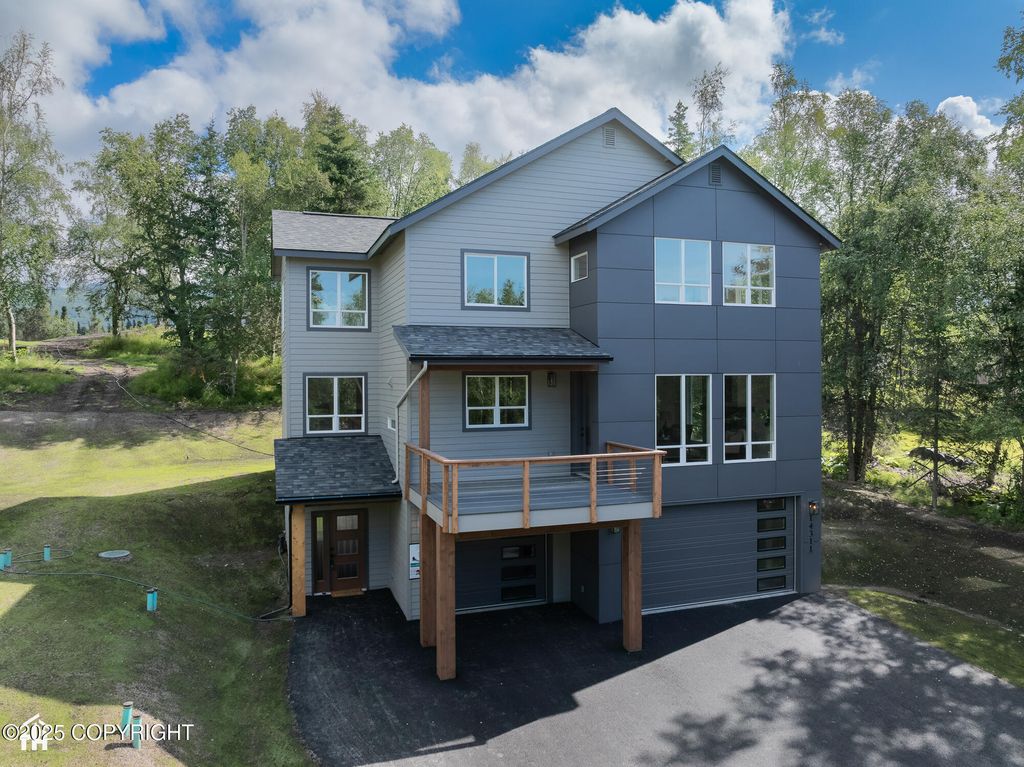 14311 Pickett Street, Anchorage, AK 99516