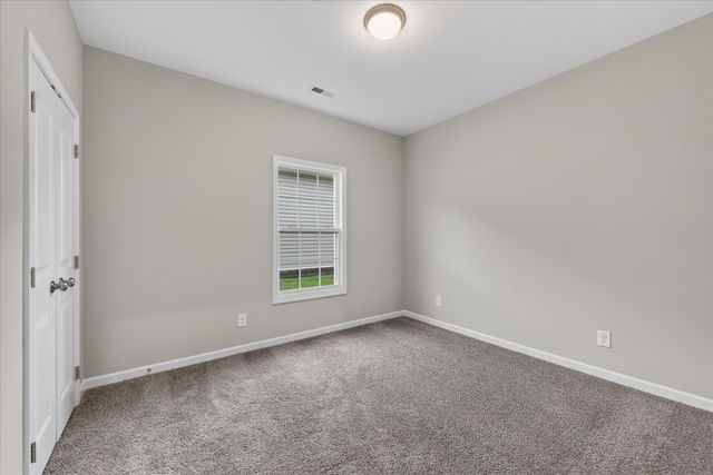 2692 Brewster Dr, Clarksville, TN 37042