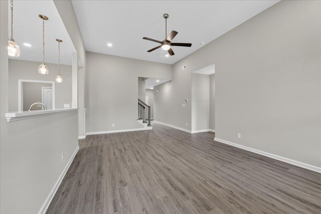 2692 Brewster Dr, Clarksville, TN 37042