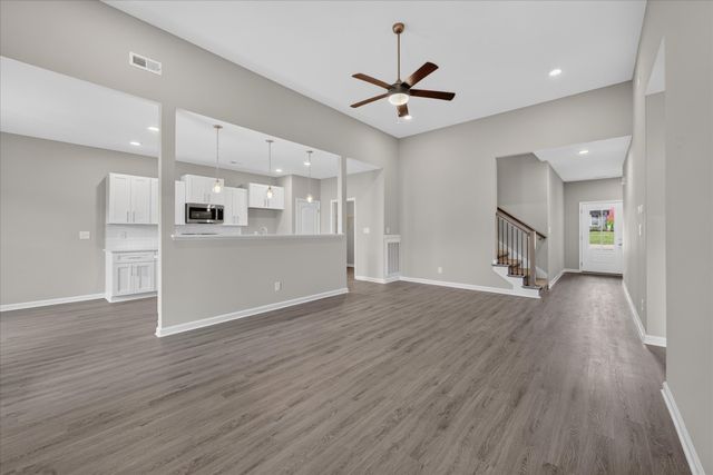 2692 Brewster Dr, Clarksville, TN 37042