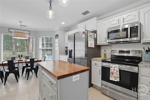 43 Heron View Court, Richmond Hill, GA 31324