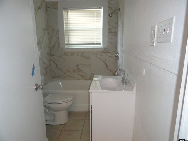 1203 S GLENWOOD, Tyler, TX 75701