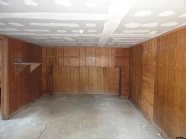 1203 S GLENWOOD, Tyler, TX 75701
