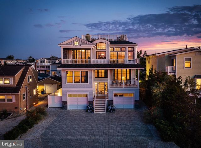 268 N 12TH ST, Surf City, NJ 08008