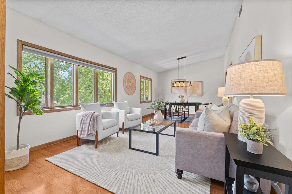 1306 Berry Ridge Road, Eagan, MN 55123 — photo 4