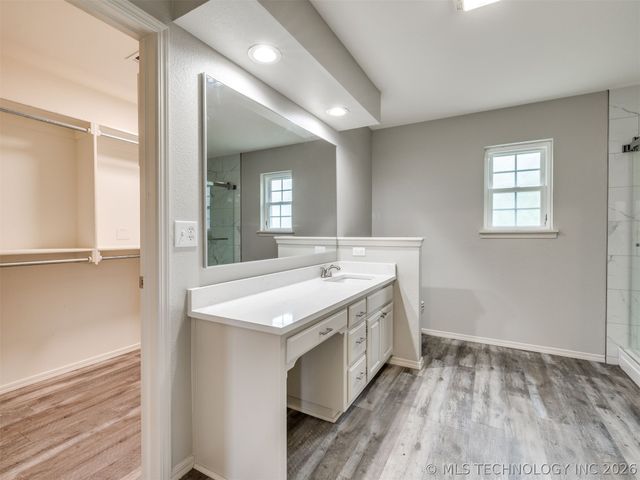5324 S Redbud Place, Sand Springs, OK 74063