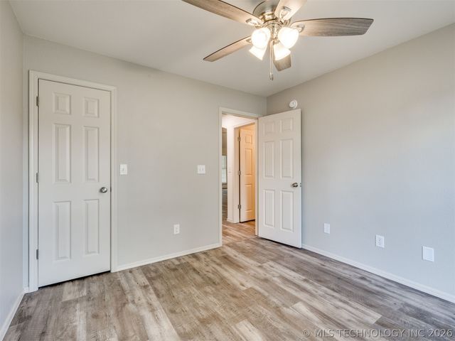 5324 S Redbud Place, Sand Springs, OK 74063