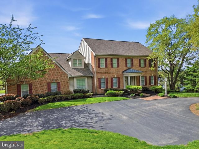1120 BROOKWAY DR, York, PA 17403