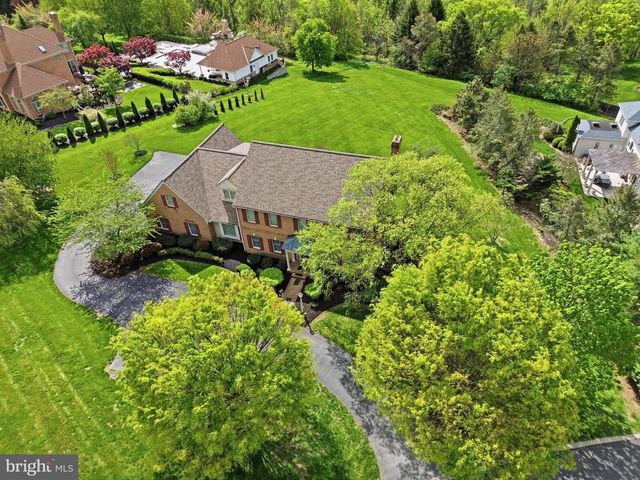 1120 BROOKWAY DR, York, PA 17403