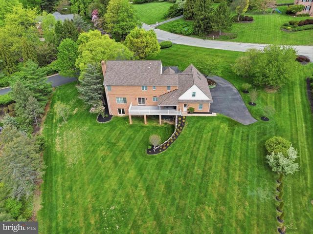 1120 BROOKWAY DR, York, PA 17403