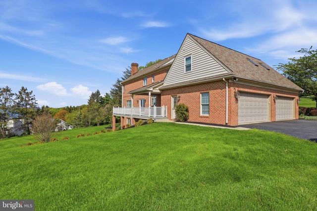 1120 BROOKWAY DR, York, PA 17403