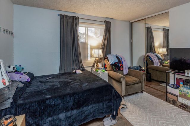 217 Madison Avenue, Redwood City, CA 94061