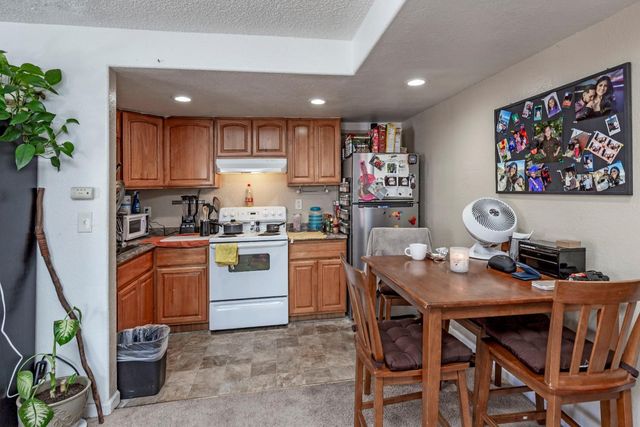 217 Madison Avenue, Redwood City, CA 94061