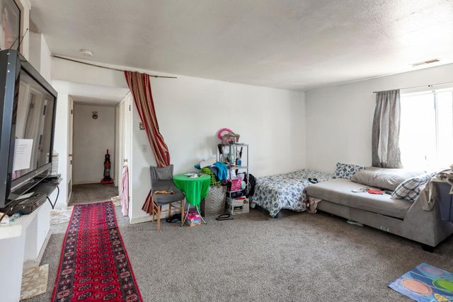 217 Madison Avenue, Redwood City, CA 94061