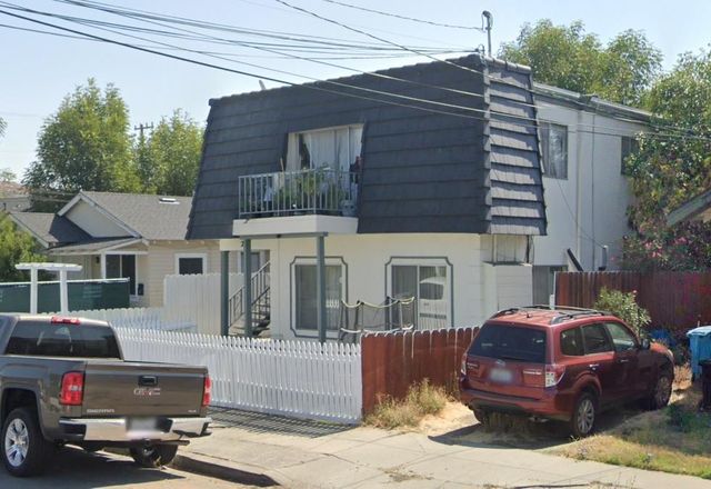 217 Madison Avenue, Redwood City, CA 94061