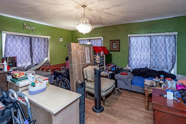 217 Madison Avenue, Redwood City, CA 94061