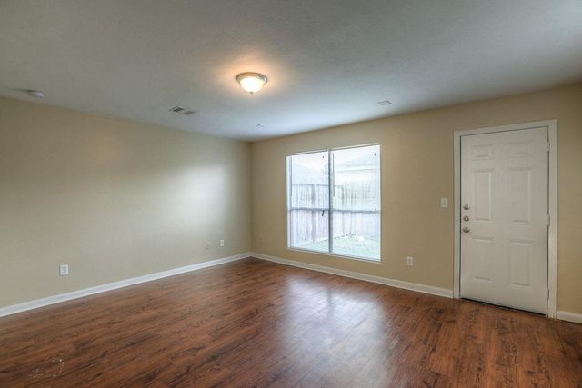 10610 Pine Landing Drive B, Houston, TX 77088