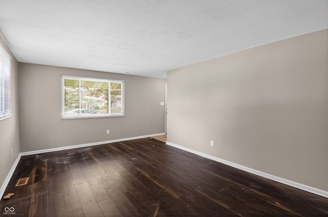 9301 Shenandoah Court, Indianapolis, IN 46229