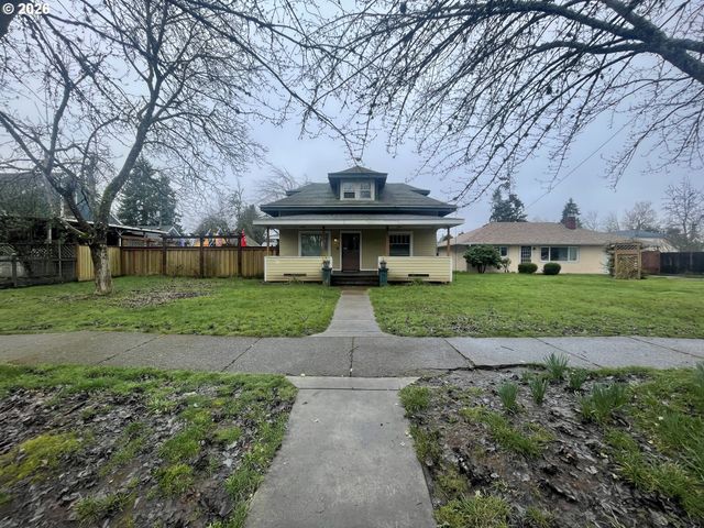 1006 5TH St, Springfield, OR 97477