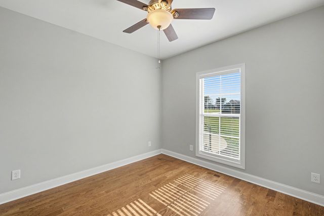 8001 Traditions Ln, Columbia, TN 38401