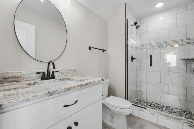 8001 Traditions Ln, Columbia, TN 38401