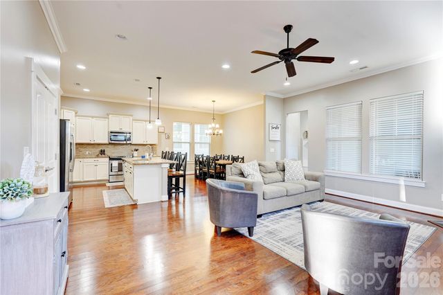 3246 Kelsey Plaza, Kannapolis, NC 28081