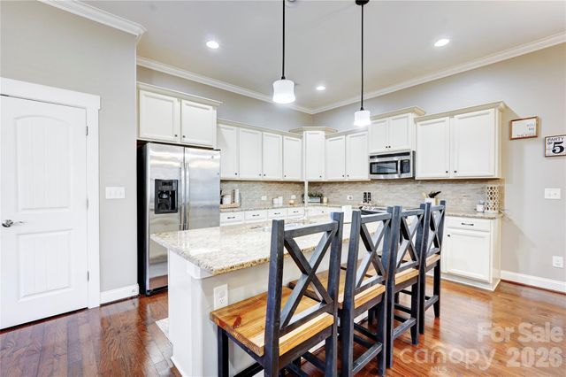 3246 Kelsey Plaza, Kannapolis, NC 28081