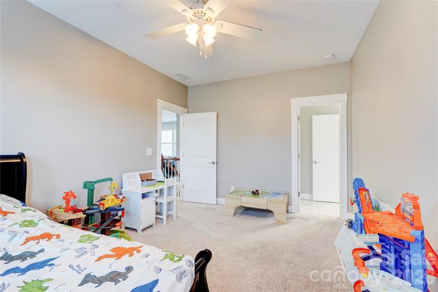 3246 Kelsey Plaza, Kannapolis, NC 28081