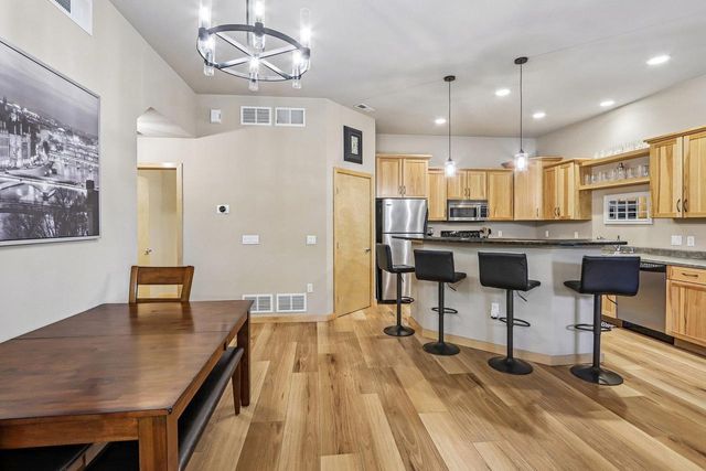 9354 Old Sauk Road, Middleton, WI 53562