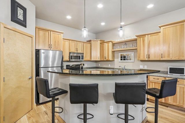 9354 Old Sauk Road, Middleton, WI 53562