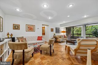 11419 COMMONWEALTH DR #302, Rockville, MD 20852