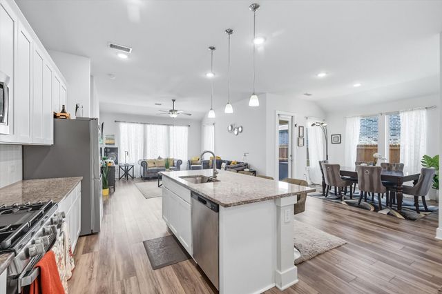 2470 Pebble Bank Lane, Midlothian, TX 76065