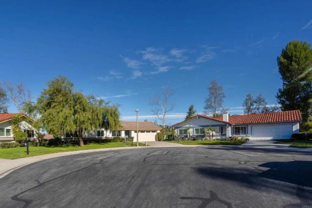 23652 Via Pellicer, Mission Viejo, CA 92692