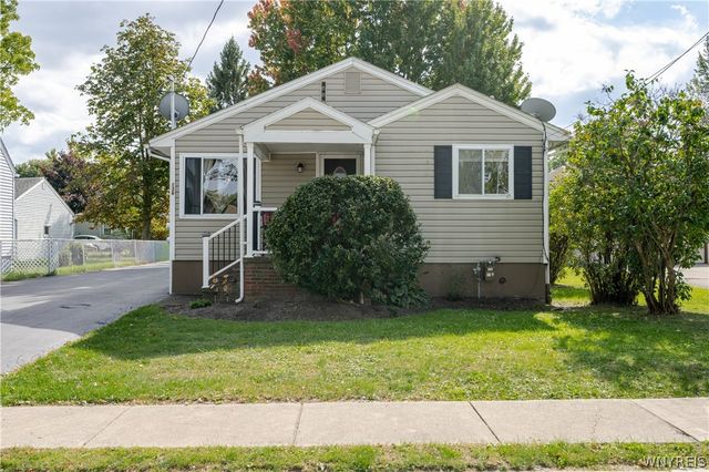 136 Helen Avenue, Hamburg, NY 14219