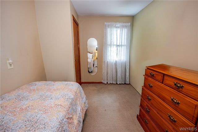 136 Helen Avenue, Hamburg, NY 14219