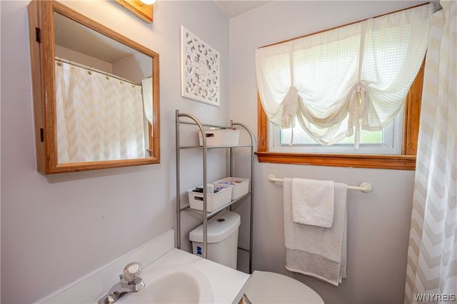 136 Helen Avenue, Hamburg, NY 14219
