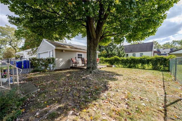 136 Helen Avenue, Hamburg, NY 14219