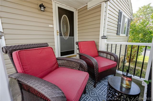 136 Helen Avenue, Hamburg, NY 14219