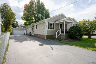 136 Helen Avenue, Hamburg, NY 14219