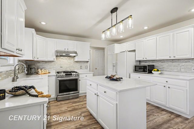 2923 Gulfstream Drive, Saginaw Twp, MI 48603