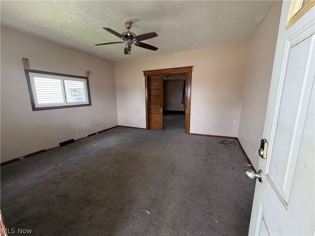 32 Cherry Road NW, Massillon, OH 44646
